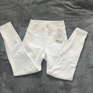 Lululemon New Ambition High Rise Tight/Leggings 25”